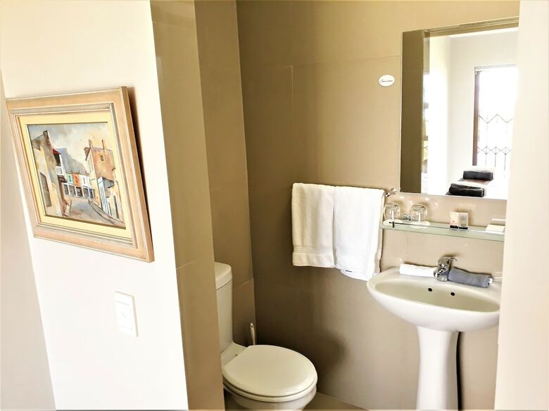 Bed & Breakfast Hermanus Whale's Tail Guesthouse