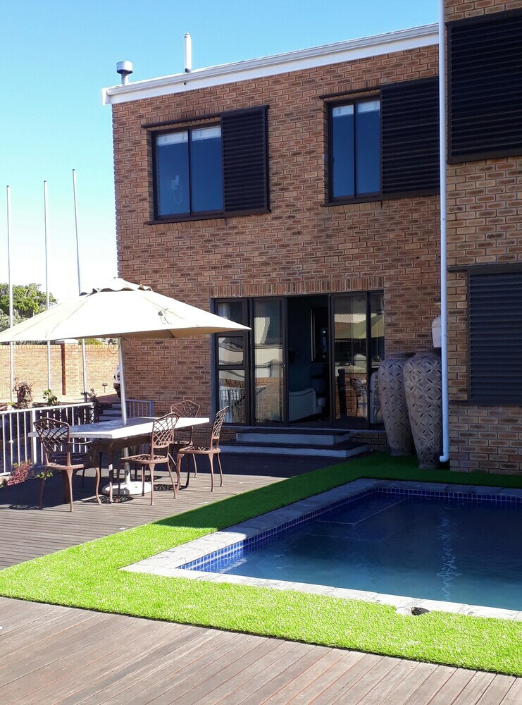 Bed & Breakfast Hermanus Whale's Tail Guesthouse