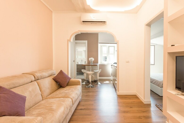 Guicciardini Suite Apartments