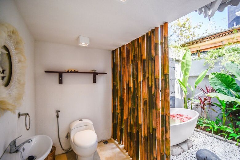 Hotel Mahi Mahi Villa & Suites