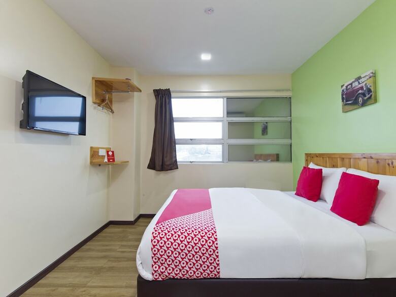 Oyo 328 Apple Hotel Shah Alam