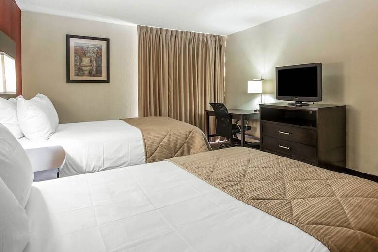 Clarion Hotel