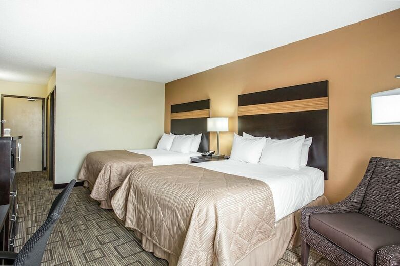 Clarion Hotel