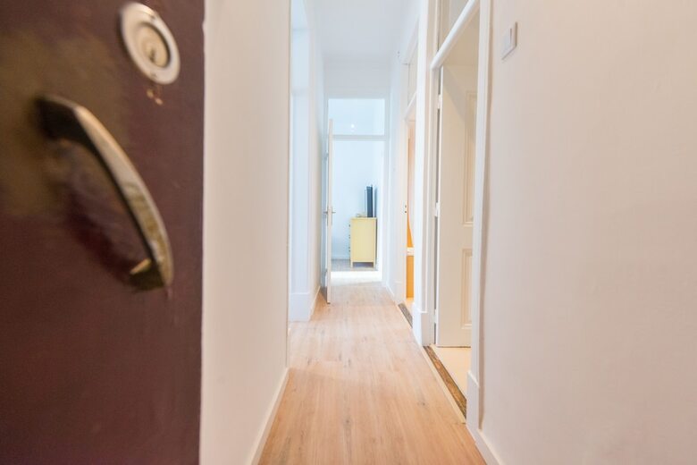 Apartamentos Typical Almirante By Homing