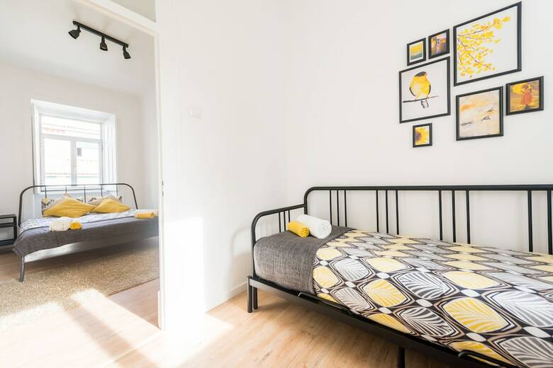Apartamentos Typical Almirante By Homing
