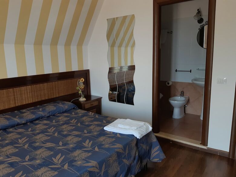 Hotel Bed And Breakfast Coral Blue
