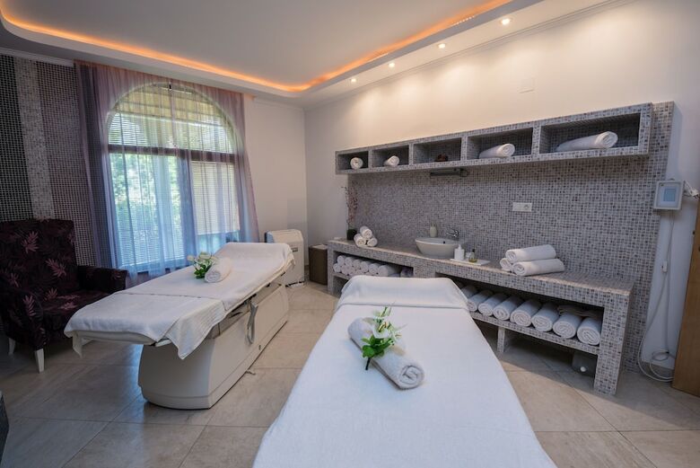 Residencia Apartments In Complex Poseidon