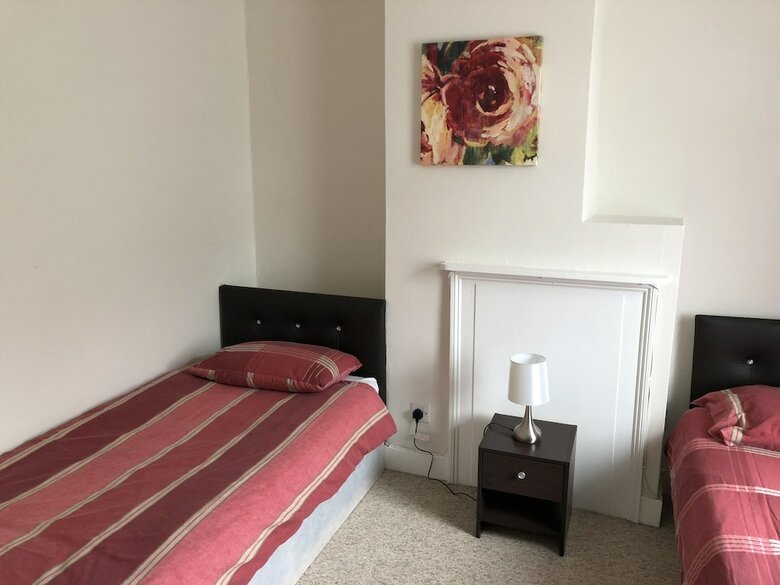 The Cottage - Sandridge