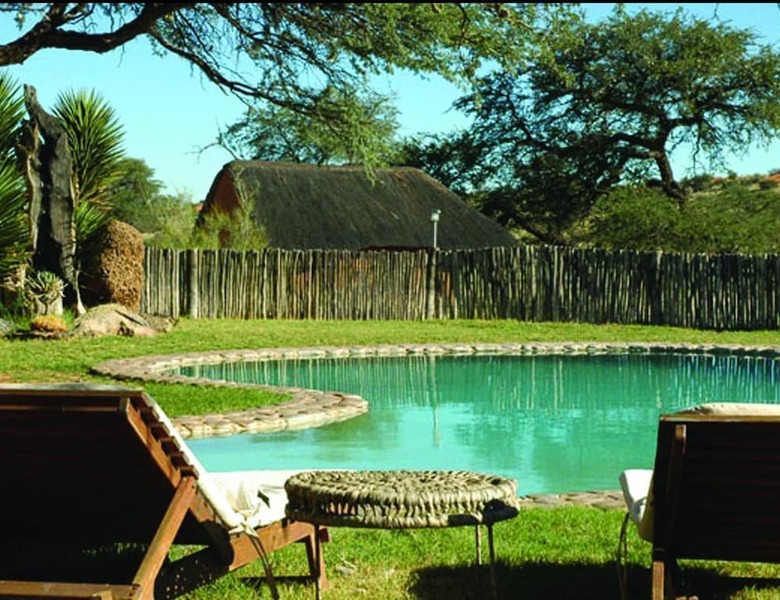 Posada Camelthorn Kalahari Lodge