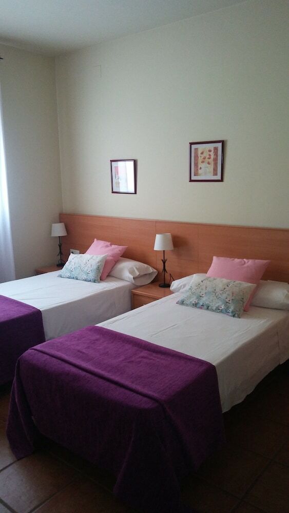 Hotel Hostal Sant Roc