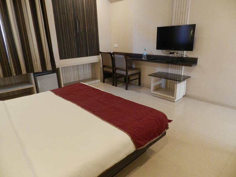 Hotel K Square
