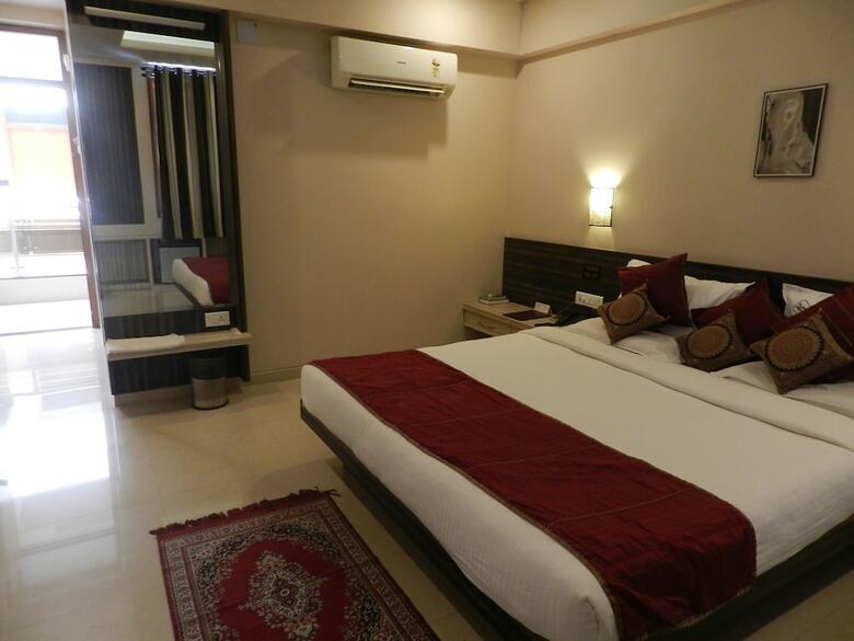 Hotel K Square
