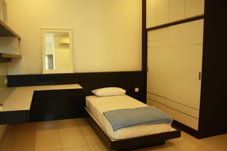 Hotel 67 First Island