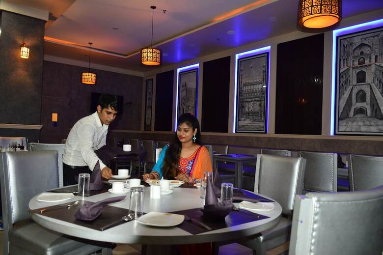 Hotel Indus Regency