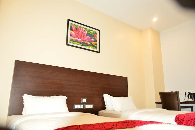 Hotel Indus Regency