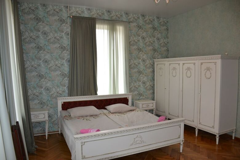 Hotel Dachi Inn