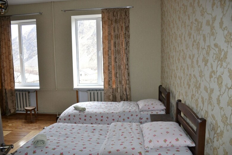 Hotel Dachi Inn