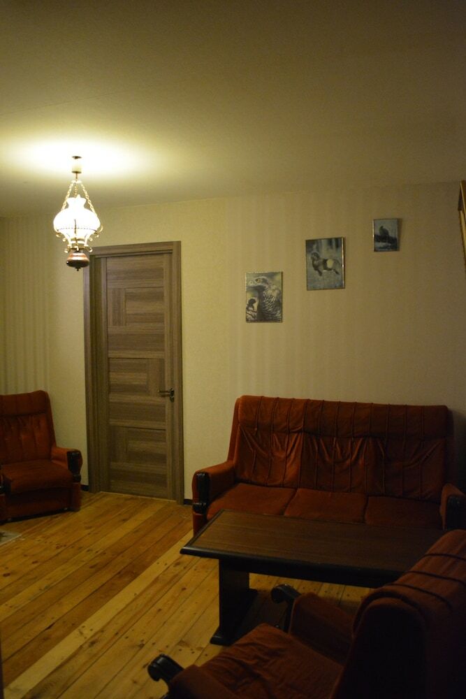 Hotel Dachi Inn