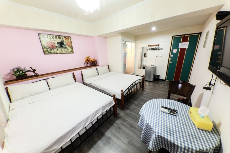 Hotel Feng Chia Europe 4