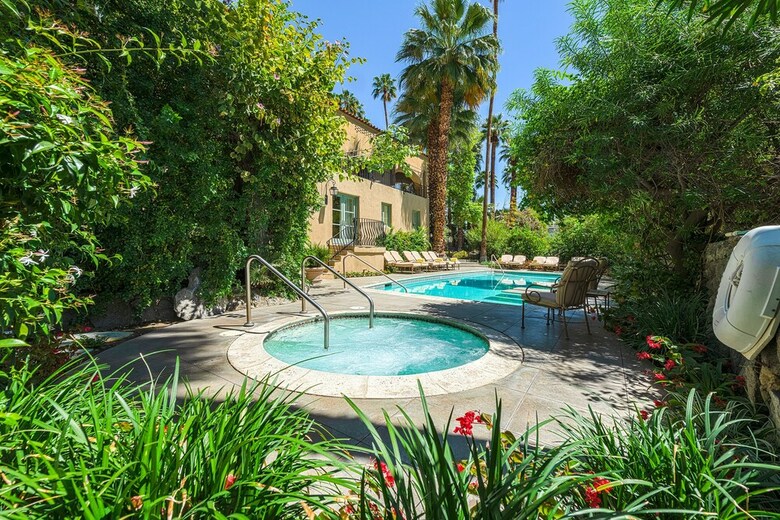 Hotel The Willows Historic Palm Springs Inn