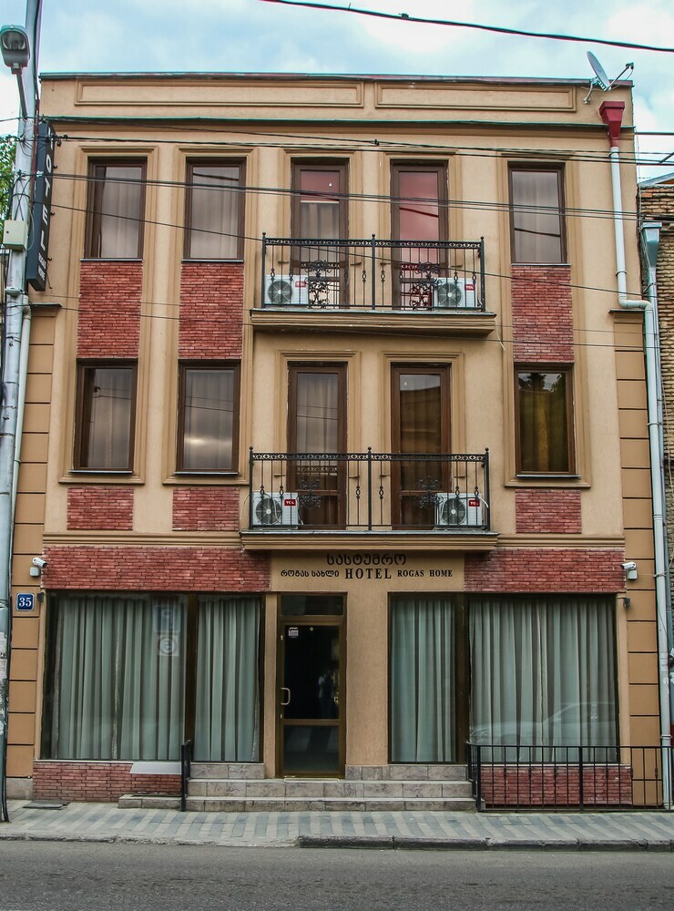 Hotel Rogas Home