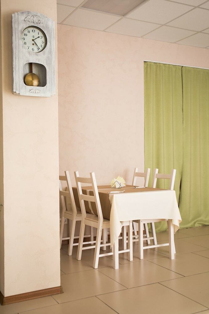 Hostal Hotel & Hostel Klever
