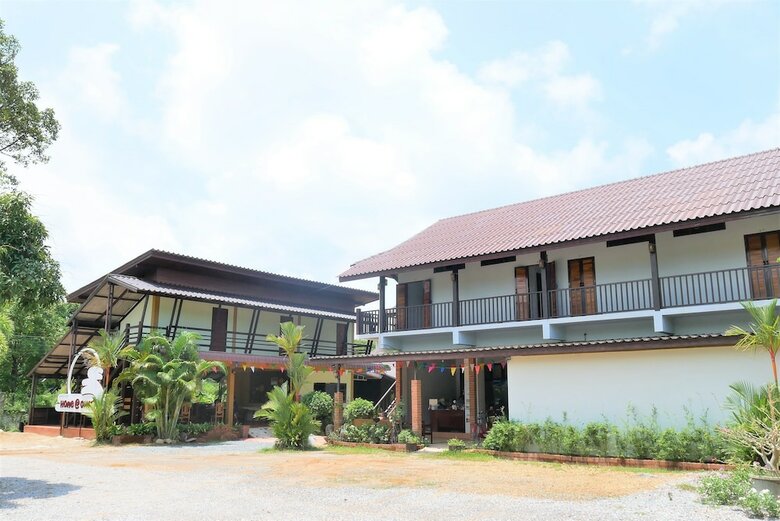 Hotel Home At Chan Resort