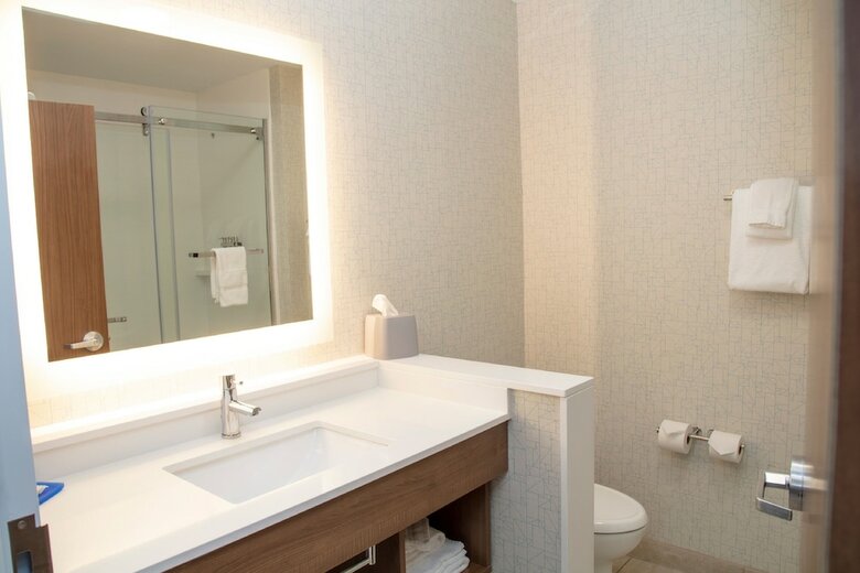 Hotel Holiday Inn Express And Suites Marion