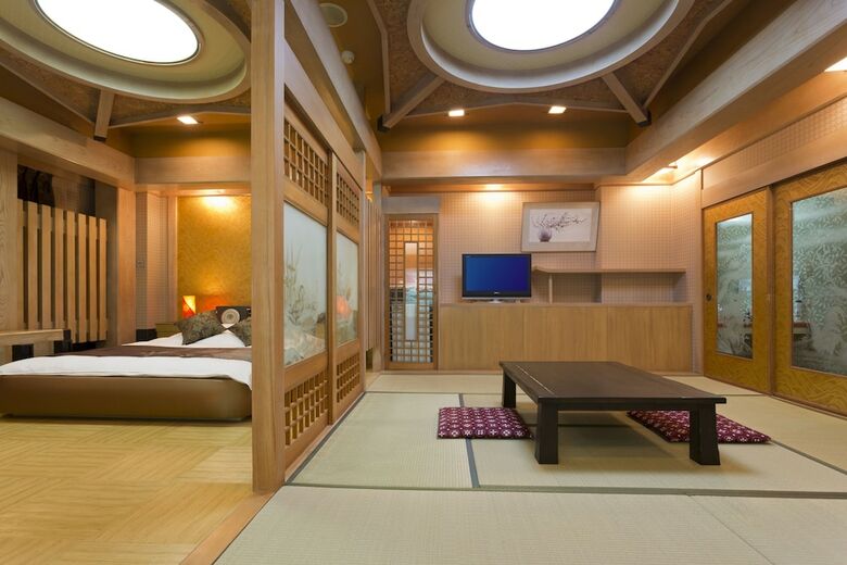 Hotel Xenia Takinoyashiro