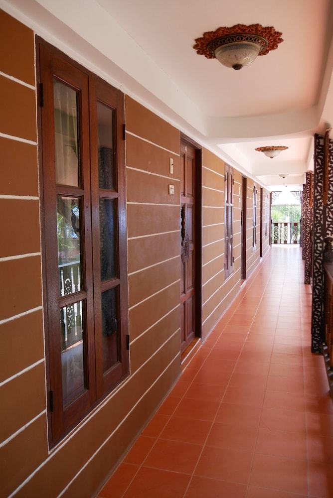 Hotel Lannathong Resort