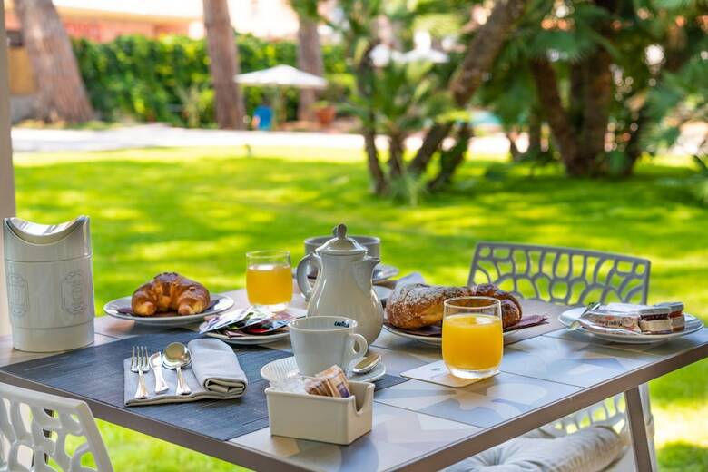Posada Marina Garden Hotel