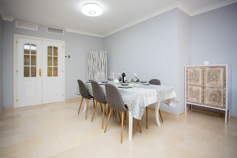 Apartamentos Golf Santa Mar�a Marbella