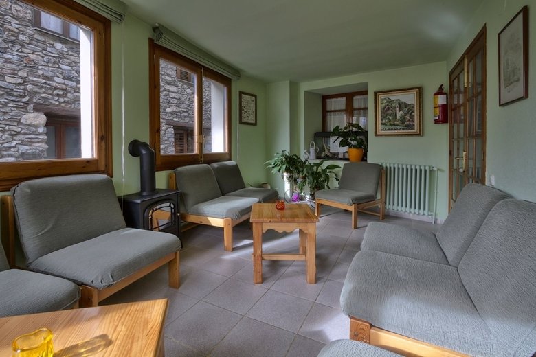 Hotel Farr� D'avall