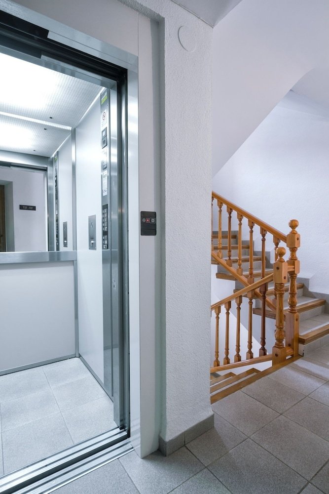 Hotel Farr� D'avall