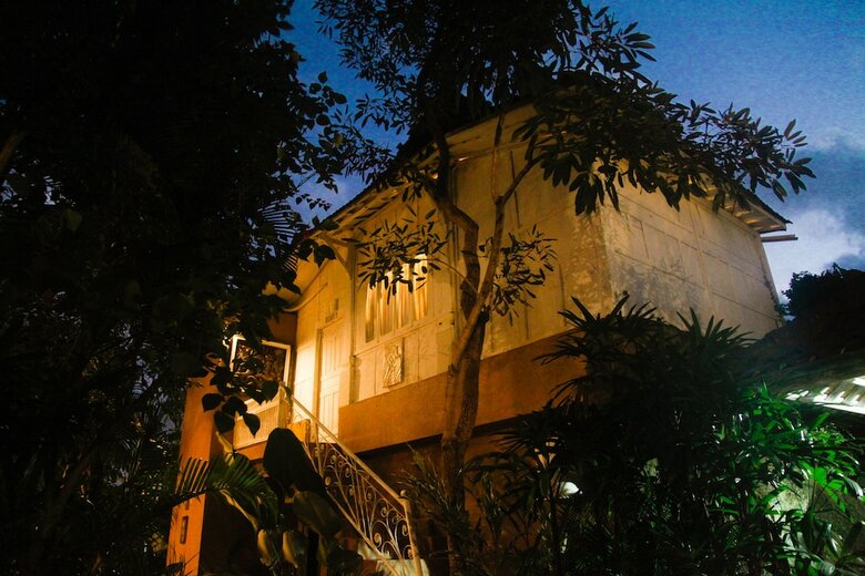 Bed & Breakfast Kubu Sari House