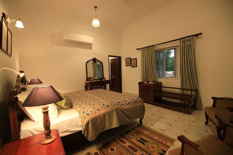 Hotel Roop Niwas Kothi