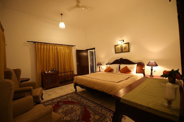 Hotel Roop Niwas Kothi
