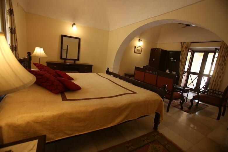 Hotel Roop Niwas Kothi