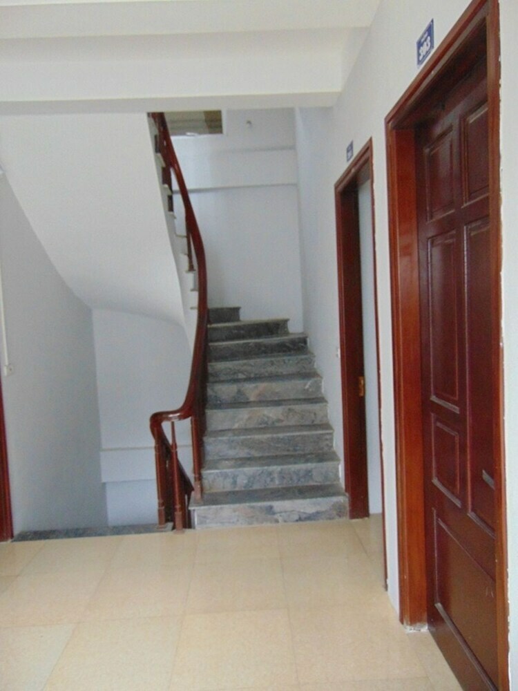 Huy Hoang Airport Hotel