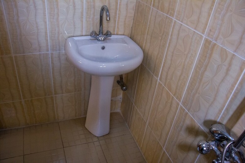 Masbat De-kings Hotel