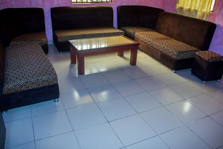 Masbat De-kings Hotel