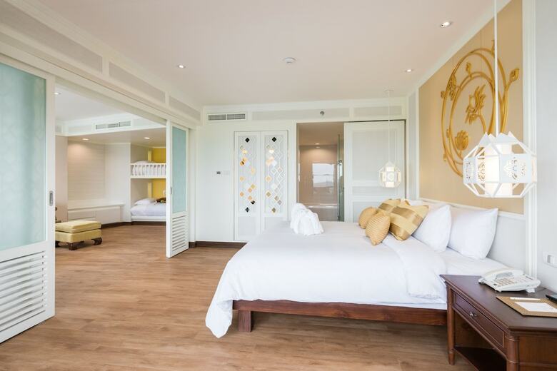 Hotel The Riverie By Katathani