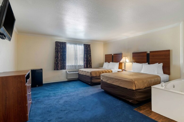 Hotel Quality Inn & Suites