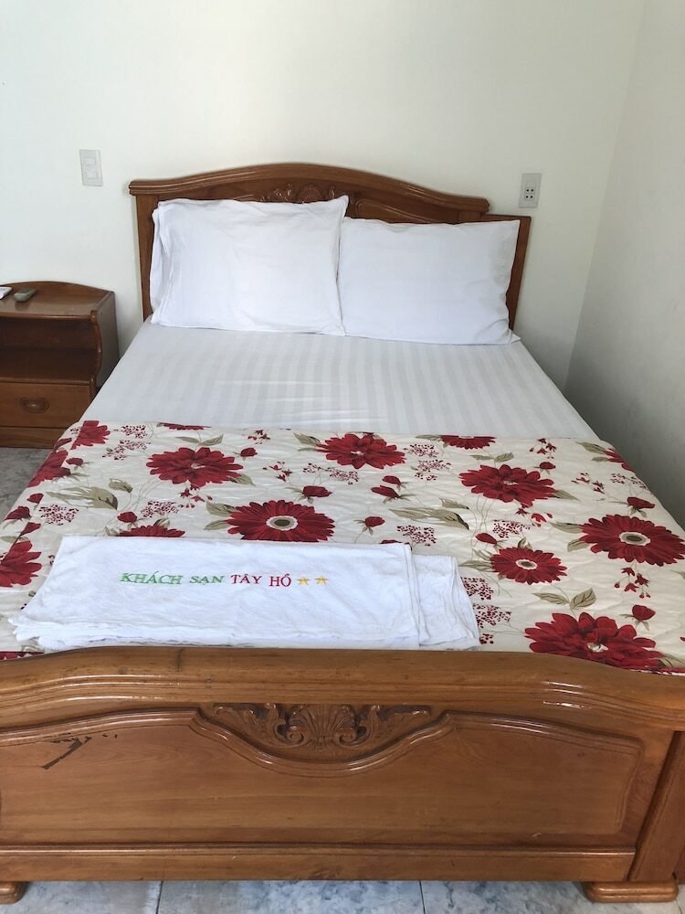 Tay Ho Hotel