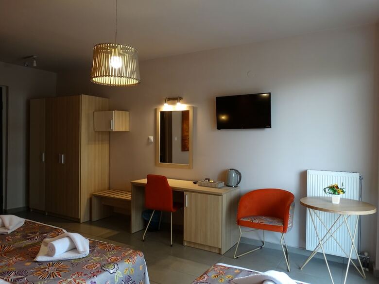 Hotel Limani Comfort Rooms