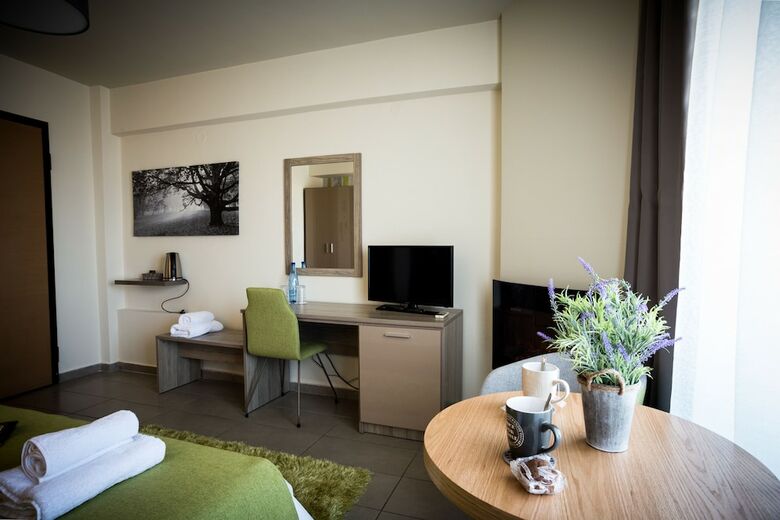 Hotel Limani Comfort Rooms