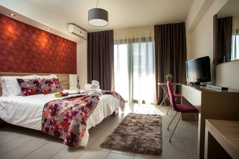 Hotel Limani Comfort Rooms
