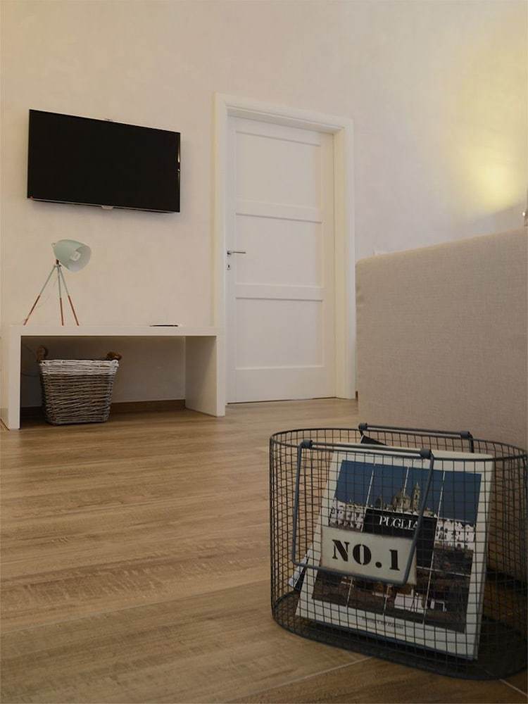 Bed & Breakfast Suite Home Trani Old Town