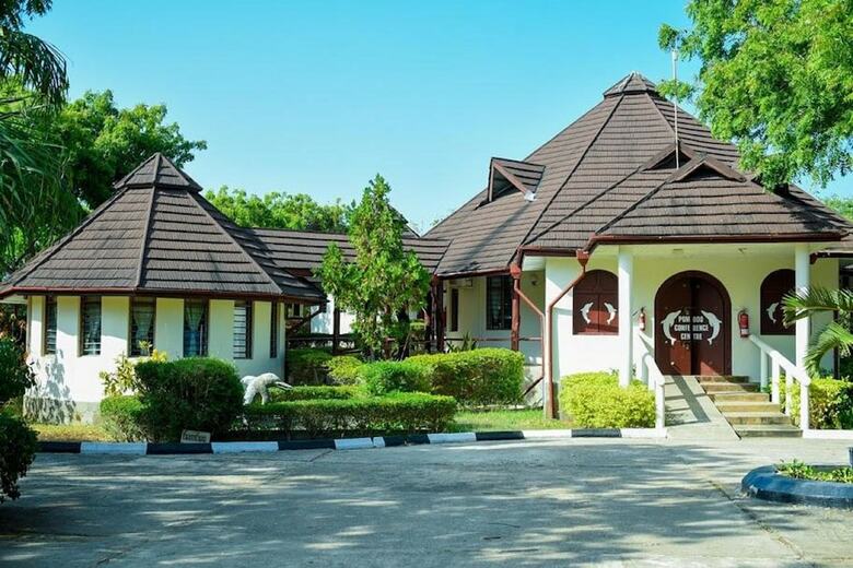 Apartamentos Maweni Beach Cottages