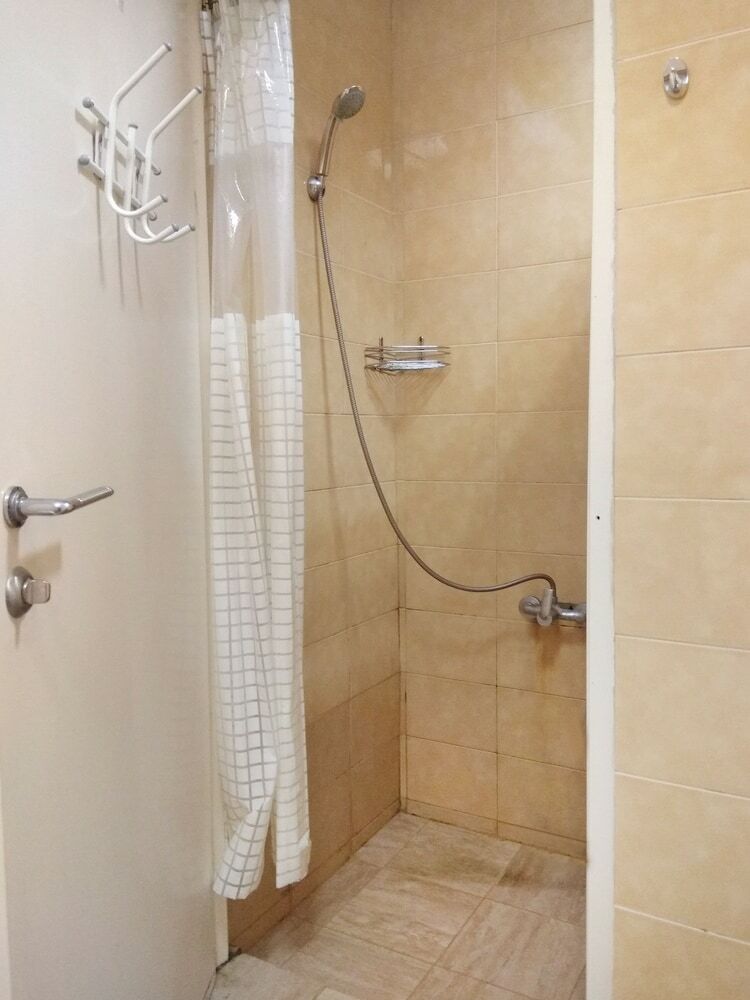 Hostal Fortuna Inn - Hostel